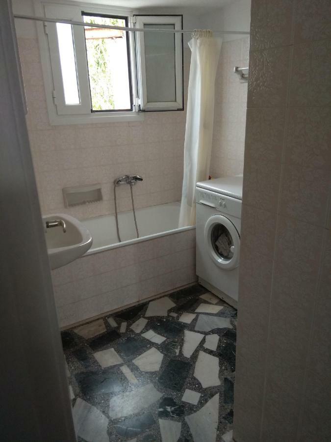 70M2 Neoclassic Villa, Excellent Location Great View Last House Of Village Kalloni  Eksteriør billede